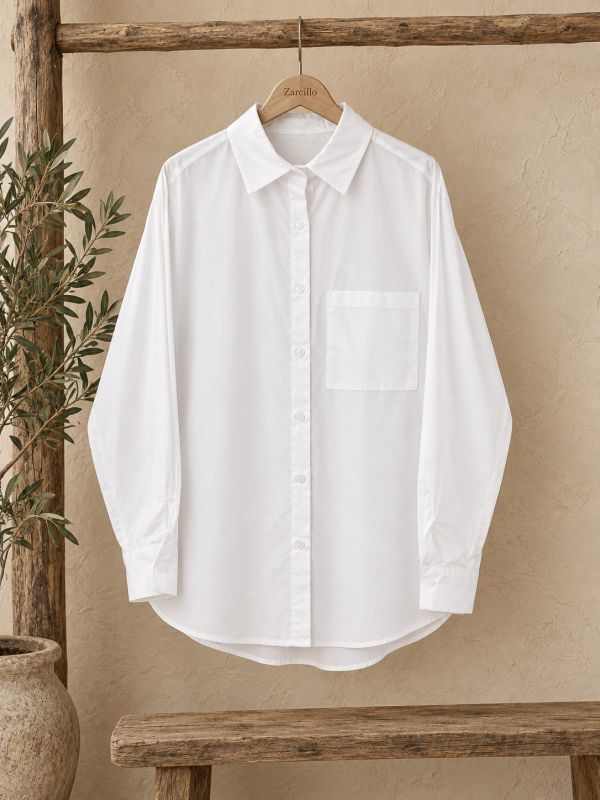 Camisa blanca bolsillo cuadrado