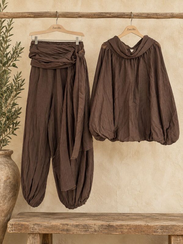Conjunto pantalòn bombacho y blusa...