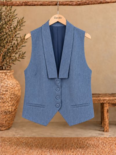 Chalequillo azul cuello cuadrado