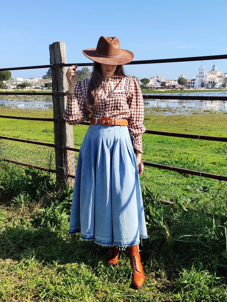 Bota hípica con cordones